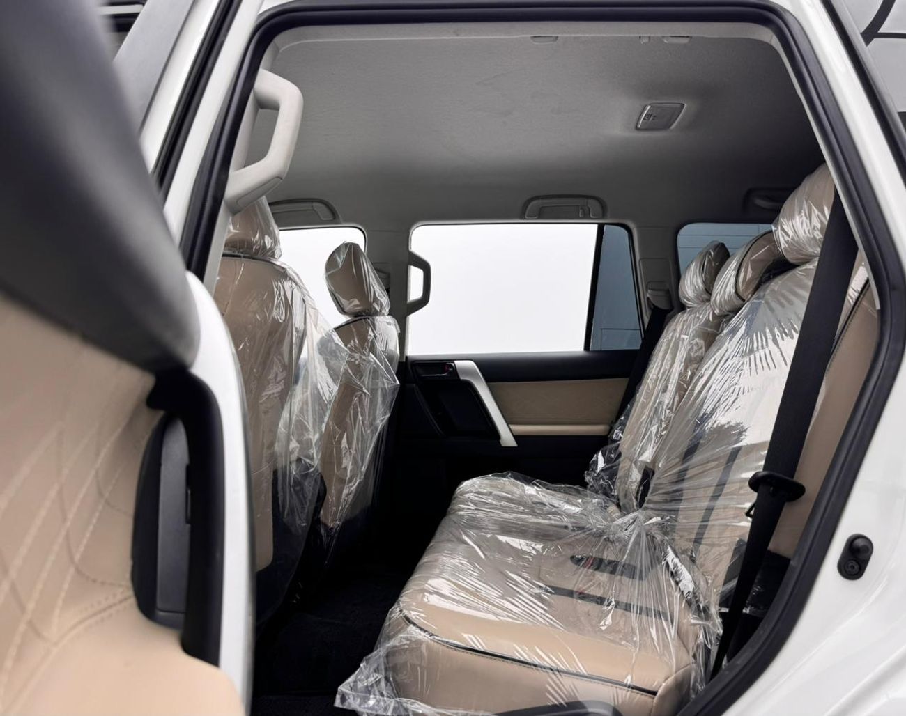 تويوتا برادو TX 2.7L 2018 Toyota Prado TX, Full Service History, Excellent Condition, GCC