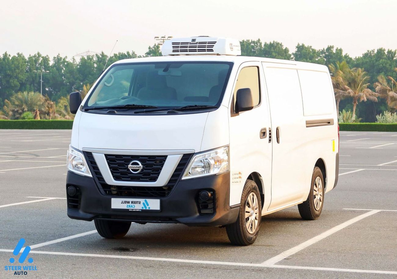 Nissan Urvan Std NV350 SR Chiller Van - M/T 2.5L Petrol - GCC Specs - Like New Condition