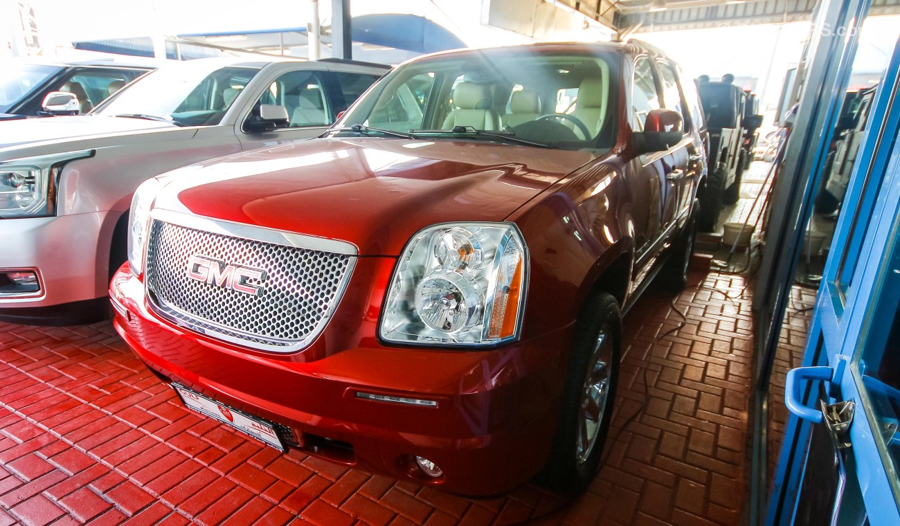 GMC Yukon Denali