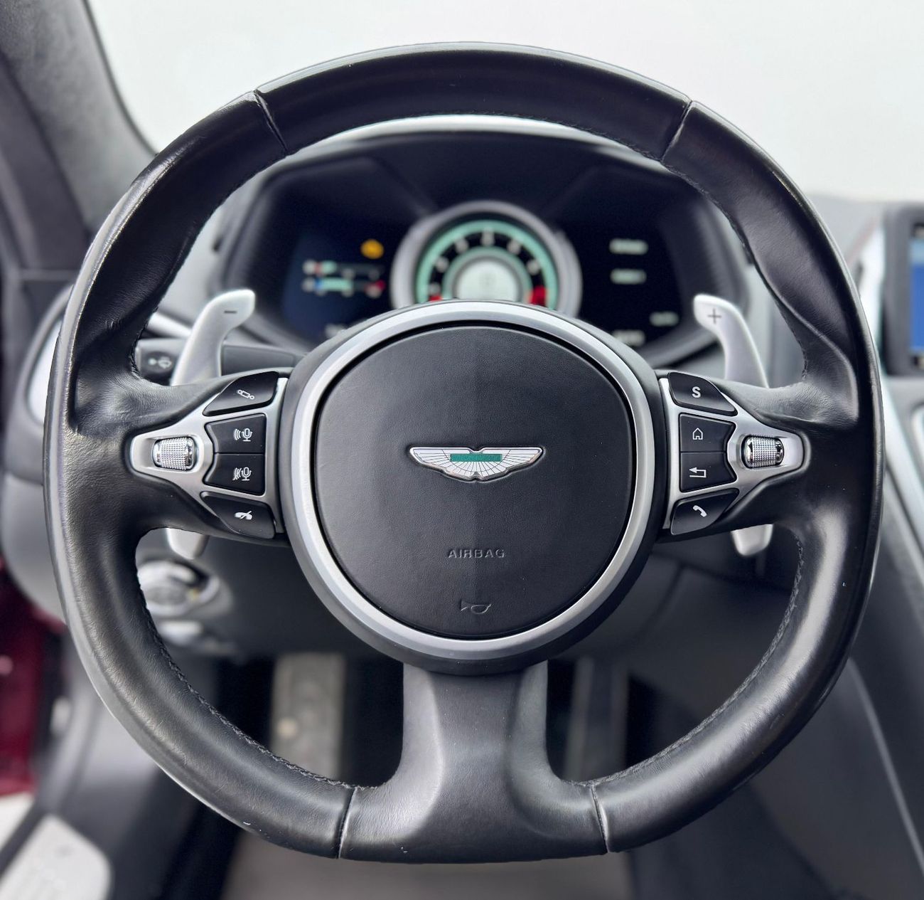 أستون مارتن DB11 Launch Edition 5.2L 2017 Aston Martin DB11 Launch Edition, Full Aston Martin Service History, Excell