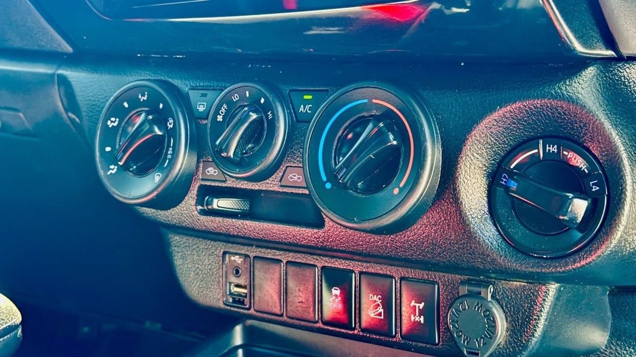 تويوتا هيلوكس OFF ROAD MODIFIED | 2.8L DIESEL ENGINE | SIDE AWNING CAMPING TENT | RHD