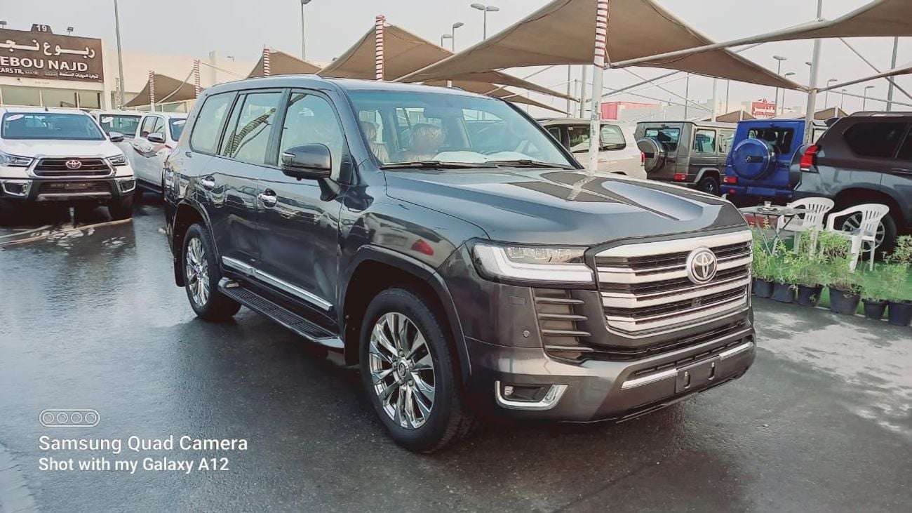 تويوتا لاند كروزر TOYOTA LAND CRUISER VXR 2009 (UPGRADE IN 2022) 8 CYLINDER ENGINE 4.7 (KM 292603) PRICE 85000 AED cle