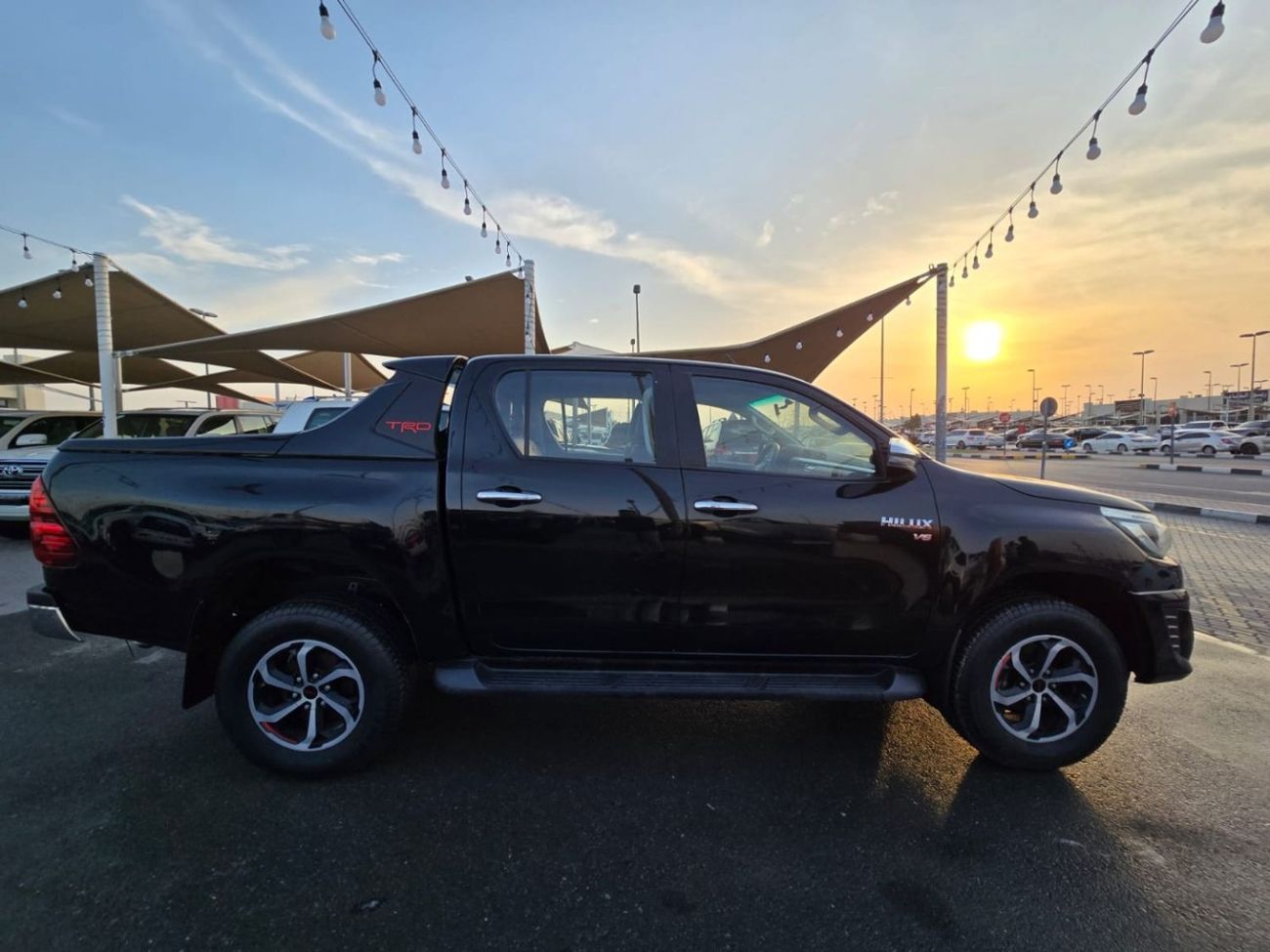 Toyota Hilux DC TRD 4.0L 4WD TOYOTA HILUX TRD 2020 V6 ENGINE 4.0L AUTOMATIC clean car no any work required just b