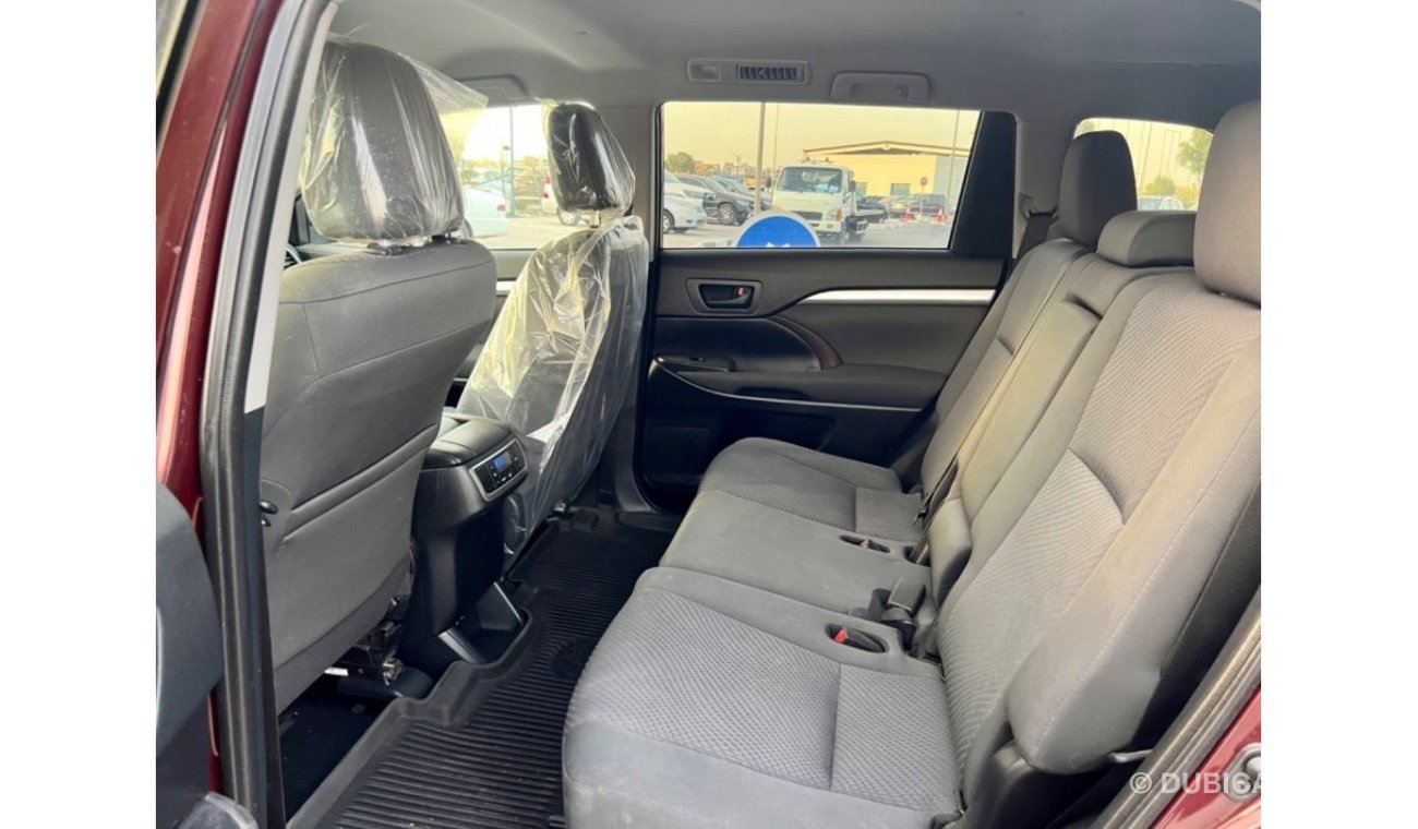 Toyota Highlander 2019 RUN AND DRIVE 4x4 7 SEATER V4 2.7L