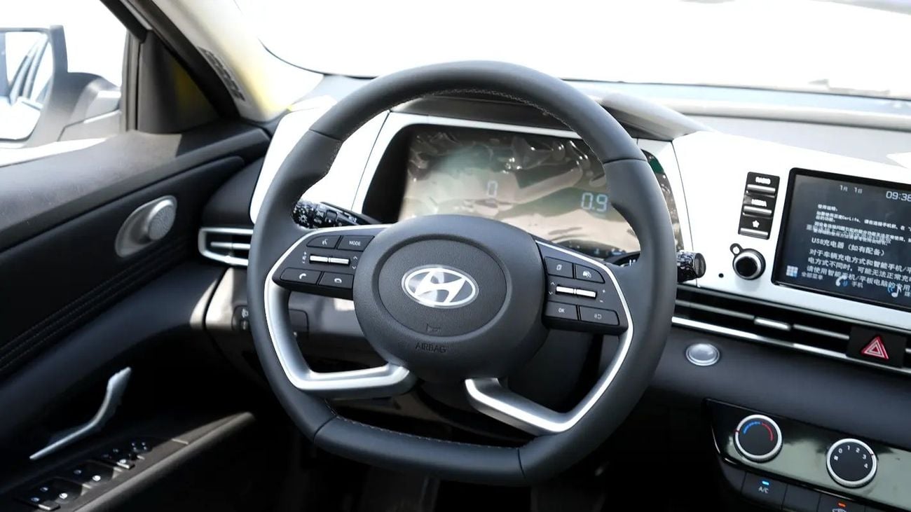 Hyundai Elantra COMFORT 1.5L CHINESE SPECS BRAND