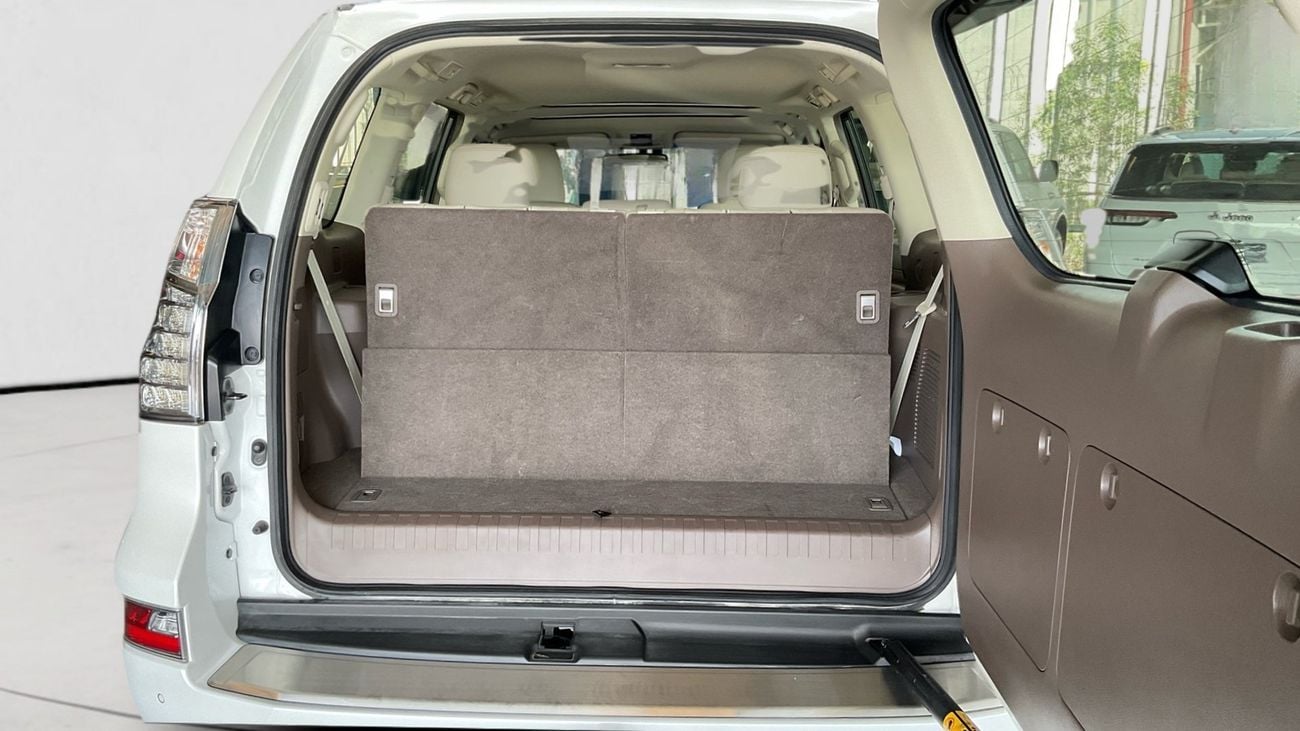 Lexus GX460 PREMIER | Guaranteed Warranty | 0 Down Payment