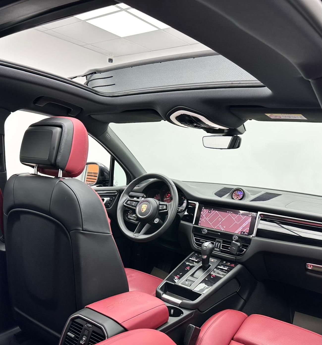 بورش ماكان 2024 Porsche Macan S, Oct 2026 Porsche Warranty, Porsche Full Service History, GCC