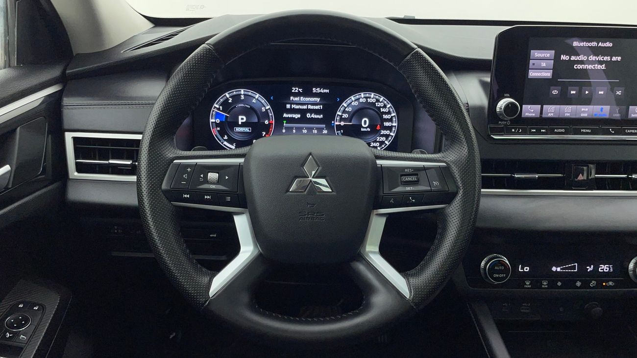 ميتسوبيشي آوتلاندر HL SYNTHETIC LEATHER WITH SUNROOF 2.5 | بدون دفعة مقدمة | اختبار القيادة في المنزل