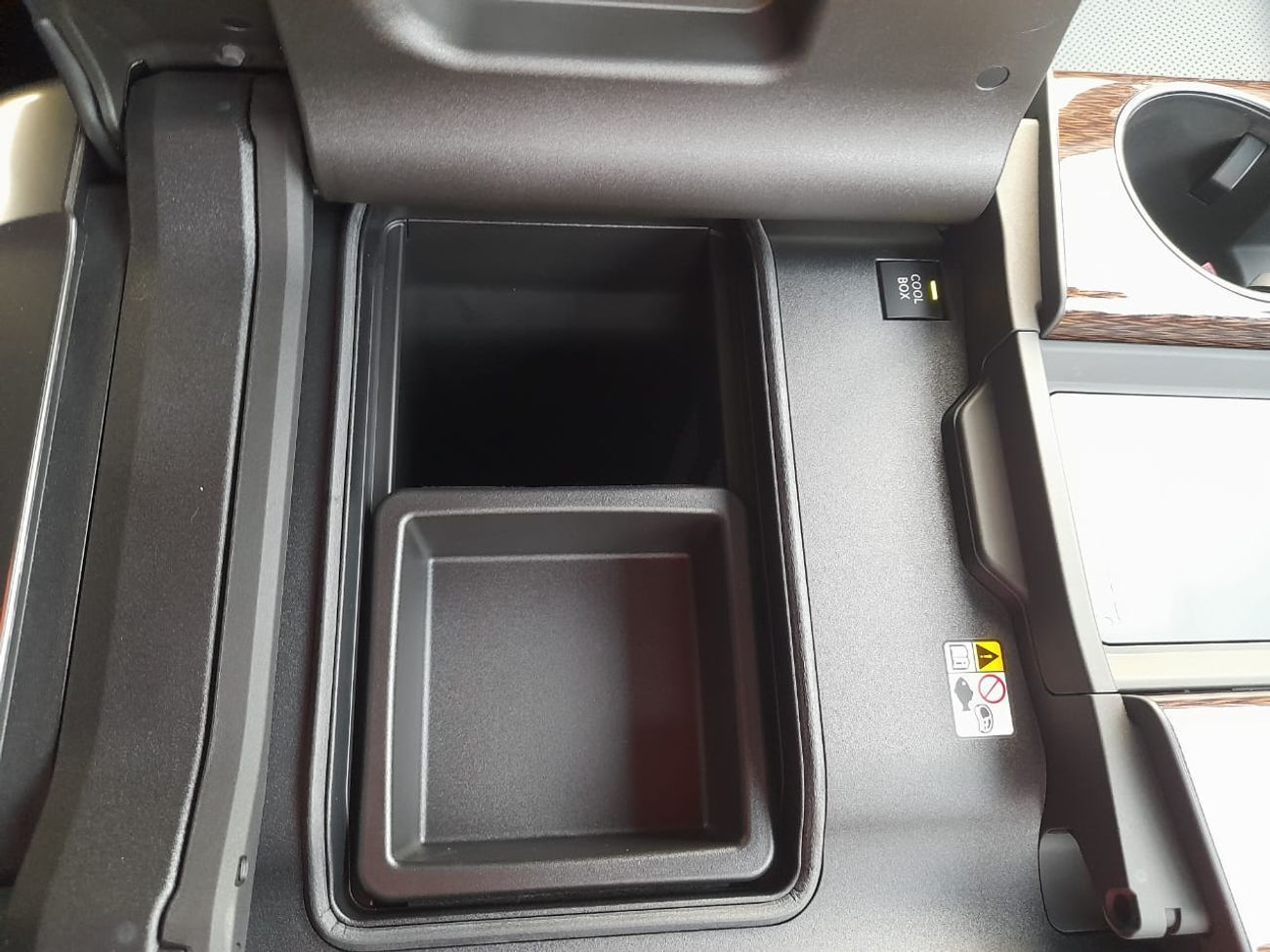 Lexus LX 500 Diesel Right-Hand drive sports luxury model top of the range with coolbox softdoor closing rear Ente