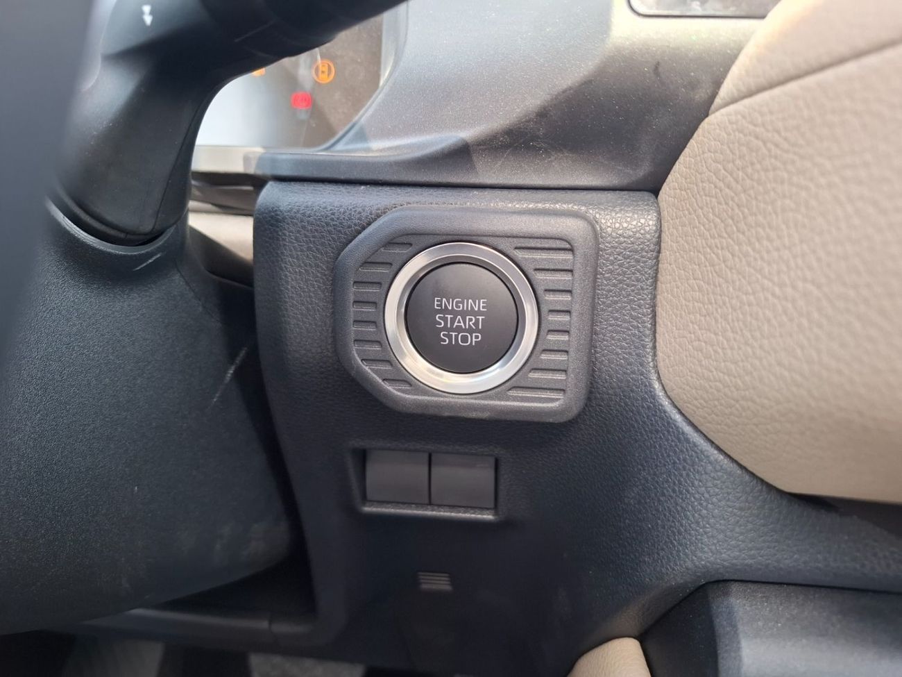 Toyota Prado Toyota Prado 2.4L 2024 GCC White Petrol All Rounder