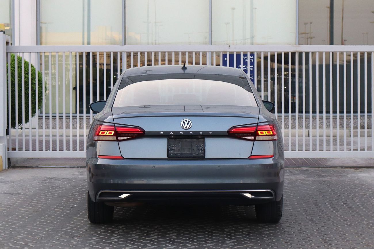 Volkswagen Passat S 2.5L