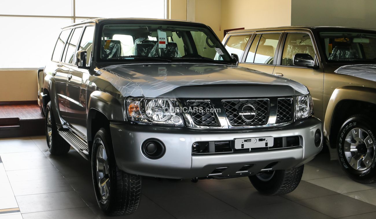 نيسان باترول سفاري GXR V6