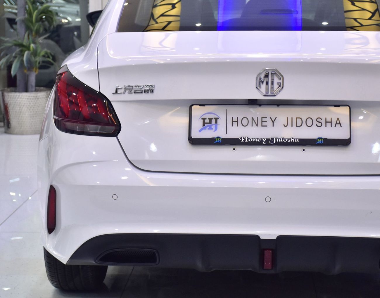 MG GT EXCELLENT DEAL for our MG GT ( 2024 Model ) in White Color Chinese Specs