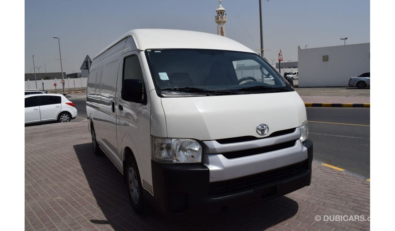 Toyota Hiace GLS - High Roof LWB Toyota Hiace Highroof Thermoking chiller, Model:2014. Excellent condition