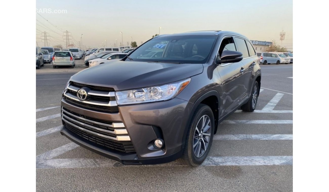 Toyota Highlander 2019 TOYOTA HIGHLANDER XLE AWD / FULL OPTION