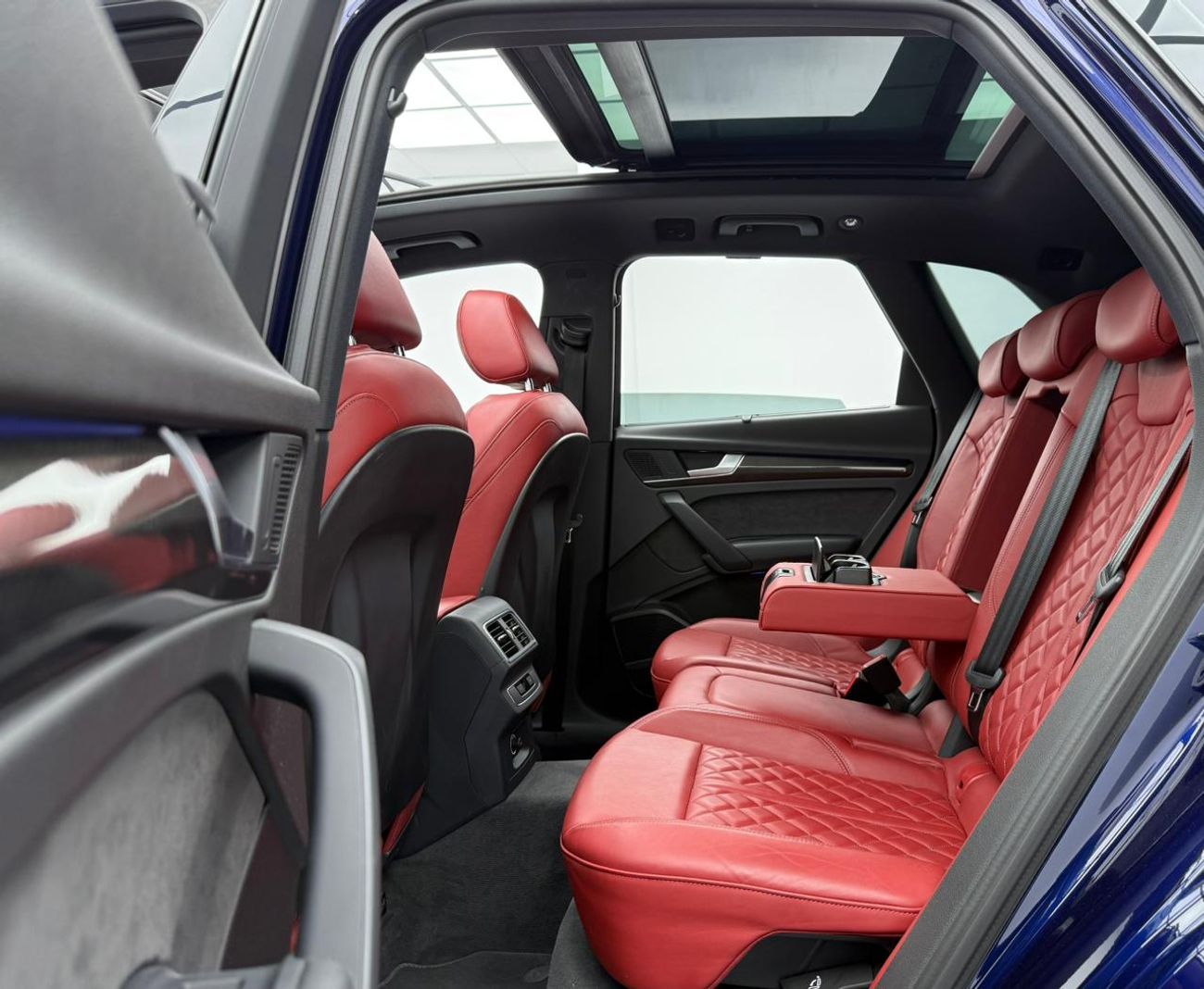 أودي SQ5 2018 Audi SQ5 S-Line, Warranty, Full Audi Service History, Excellent Condition, GCC