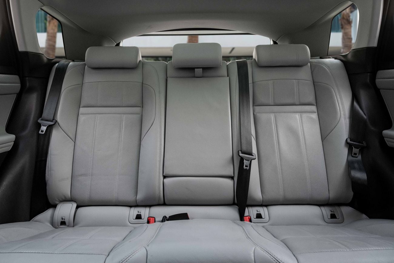 لاند روفر رانج روفر إيفوك SE P200 | 2,155 P.M | 0% Downpayment | Amazing Condition!