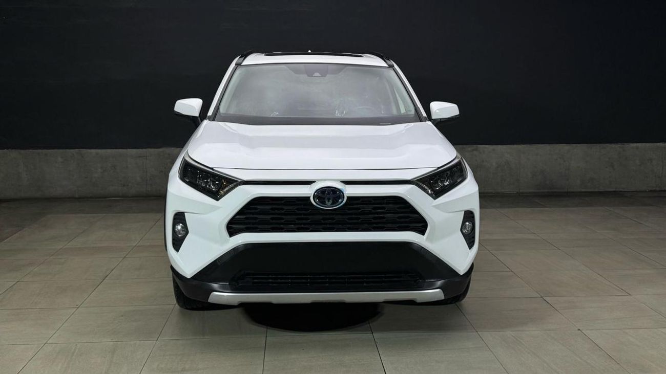 تويوتا راف ٤ XLE Full Option