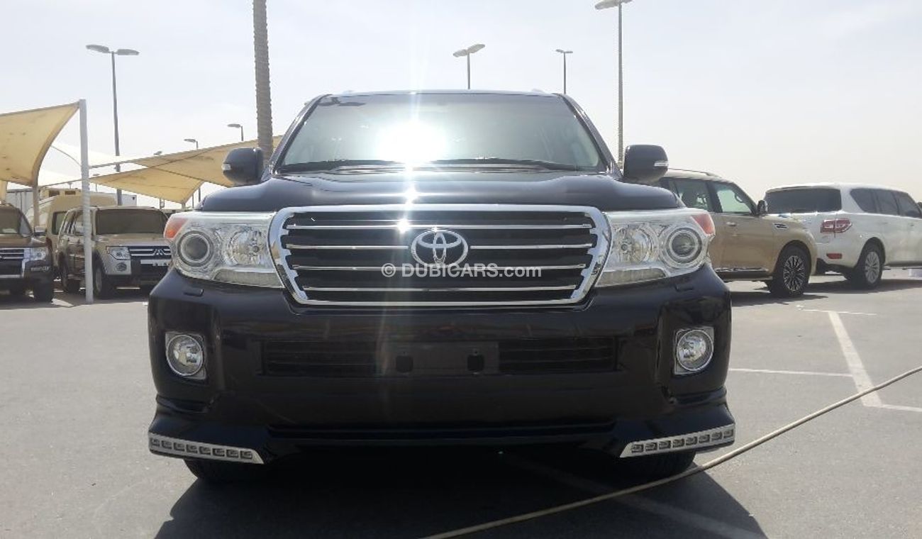 تويوتا لاند كروزر Gxr v.8