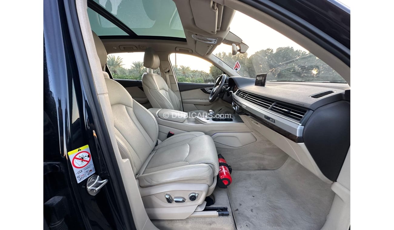 Audi Q7 45 TFSI quattro S-Line AUDI Q7 2016 GCC ORGINAL PAINT - PERFECT CONDITION - ACCIDENT FREE