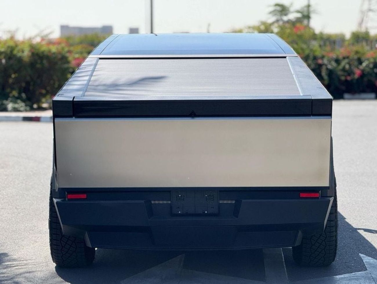 تسلا سايبرتراك Cyberbeast AMERICAN SPEC NEAT AND CLEAN