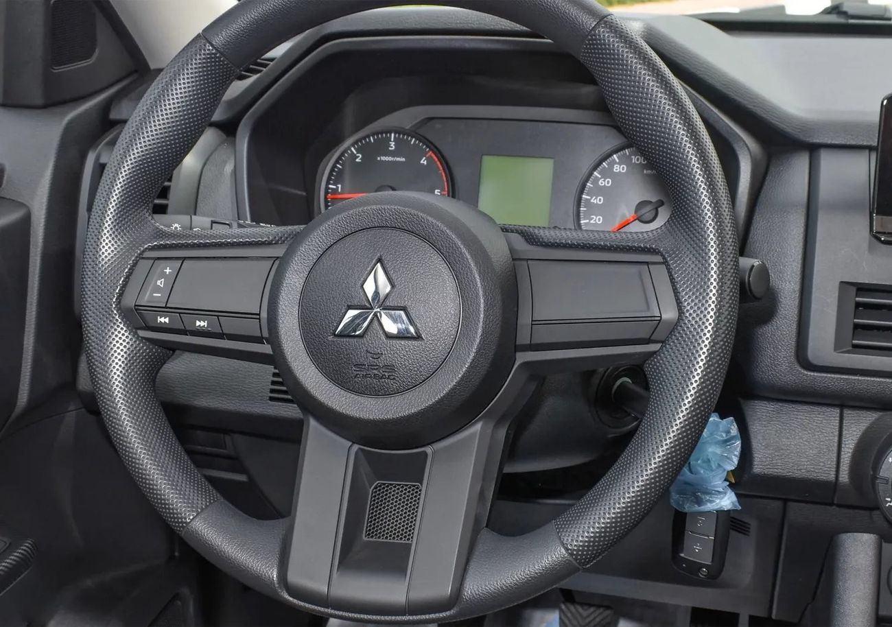 Mitsubishi L200 Triton GLX 4WD 2.4L Diesel MT High Line