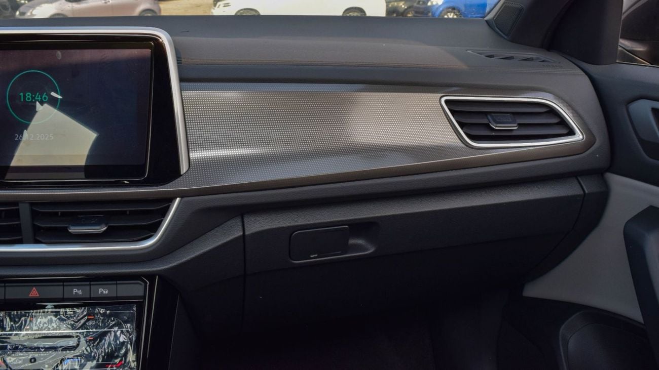 فولكس واجن T ROC Volkswagen T-roc 2025 full options Starlight edition