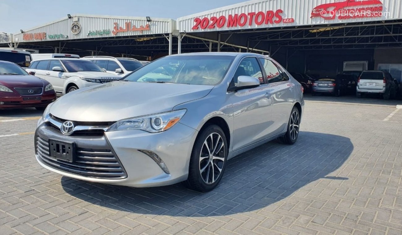 Toyota Camry SE SE