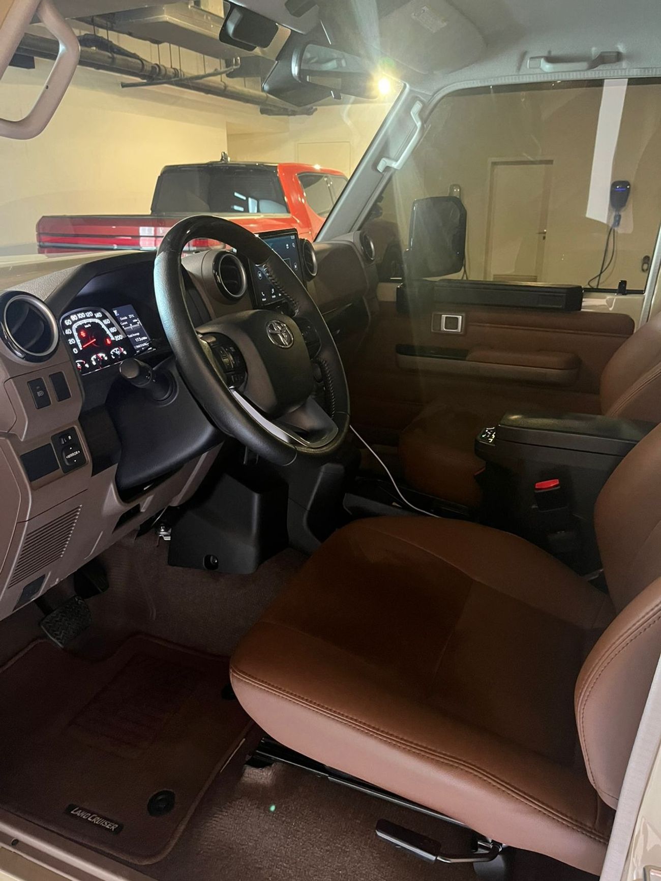 Toyota Land Cruiser 70 S-DLX 4.0L