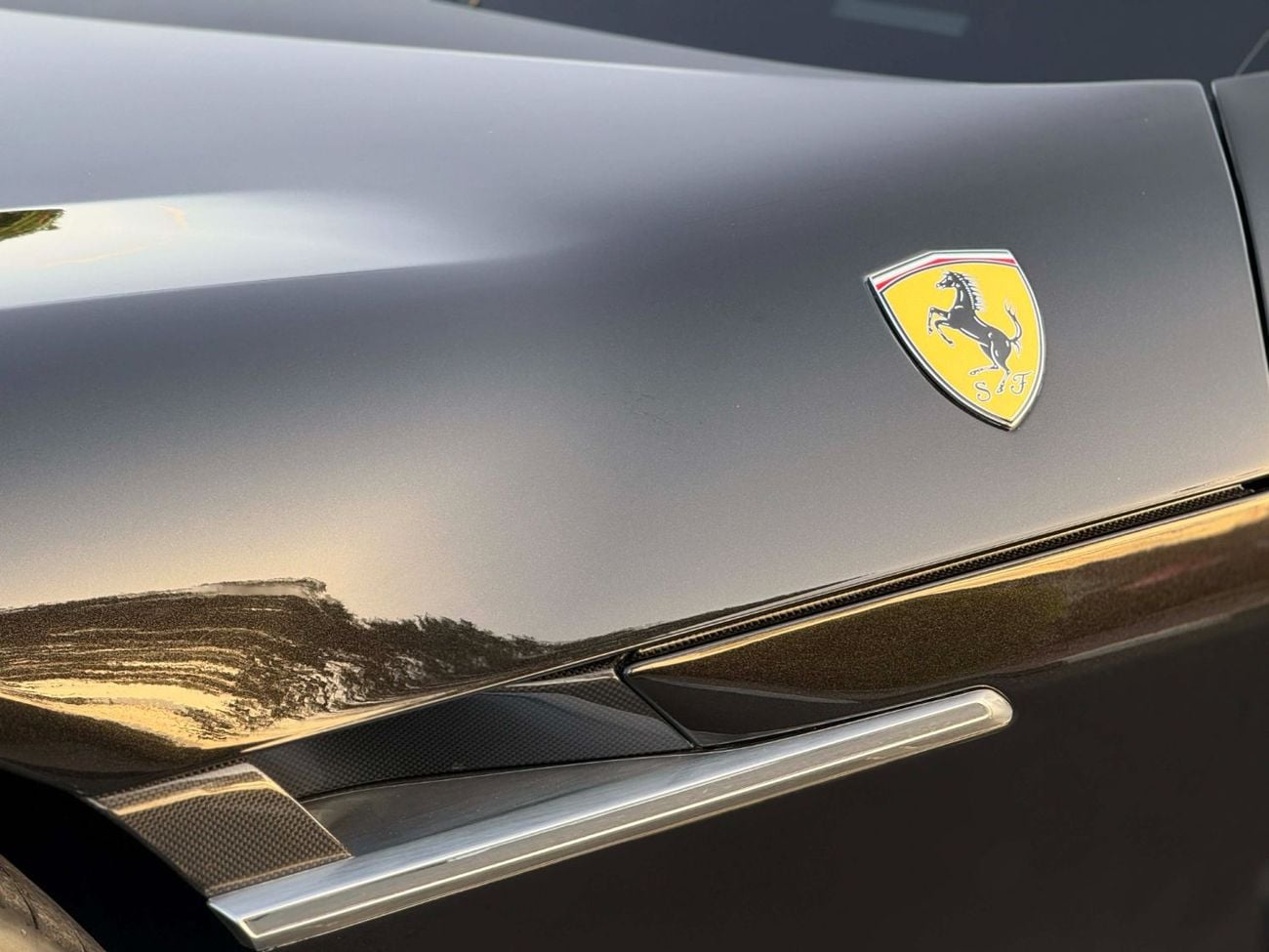 فيراري 12سيلندري GCC SPEC UNDER WARRANTY