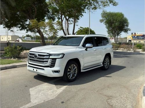 تويوتا لاند كروزر LAND CRUISER VXR V6 TWIN TURBO GCC SPEC