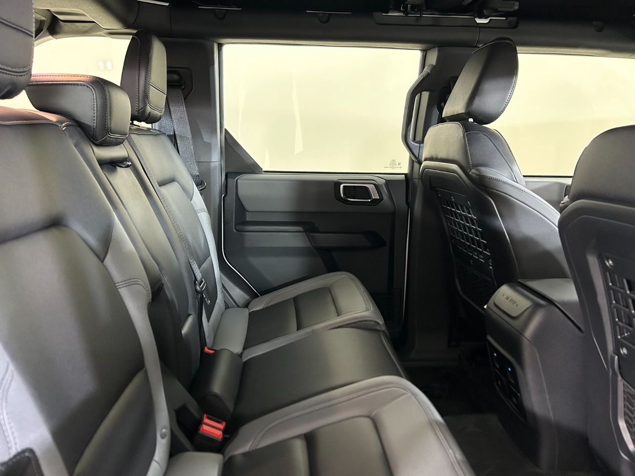 Ford Bronco Big Band 2.3L (5 Seater) B4D2222 BRONCO 4 DOORS BIG BEND 2.3L I4 ECOBOOST CLOTH