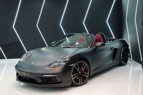 بورش بوكستر 718 GTS 2025 Porsche 718 Boxster GTS, Carbon Interior Package, Sport Chrono, Al Nabooda Warranty!!