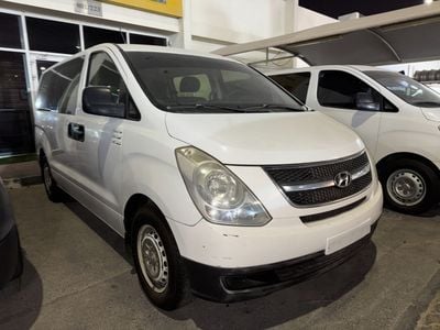 هيونداي H-1 GL هيونداي H1 | 2.4 لتر | 2014 | خليجية | خالية من الحوادث | بحالة ممتازة