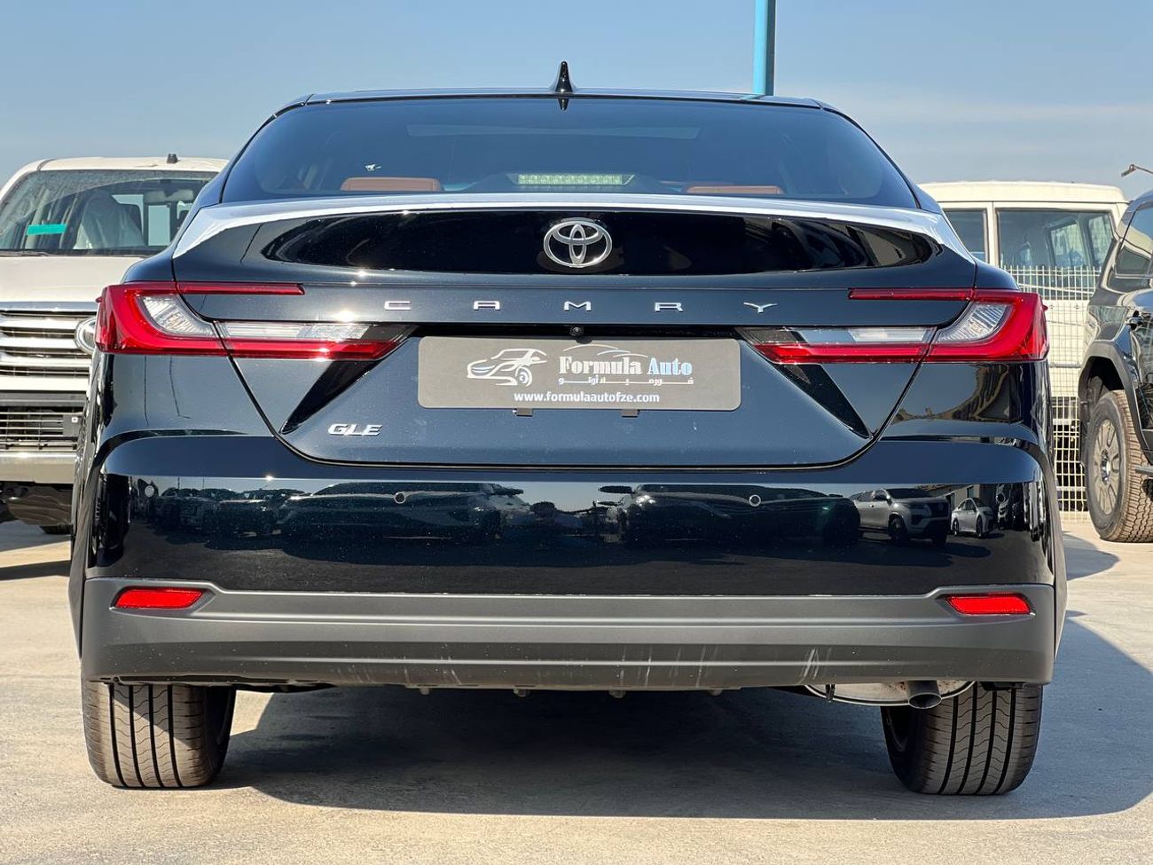 Toyota Camry GLE 2.5L PTR A/T // 2025 // FULL WITH RADAR , COOLING SEATS , PANORAMIC ROOF // SPECIAL OFFER // BY 