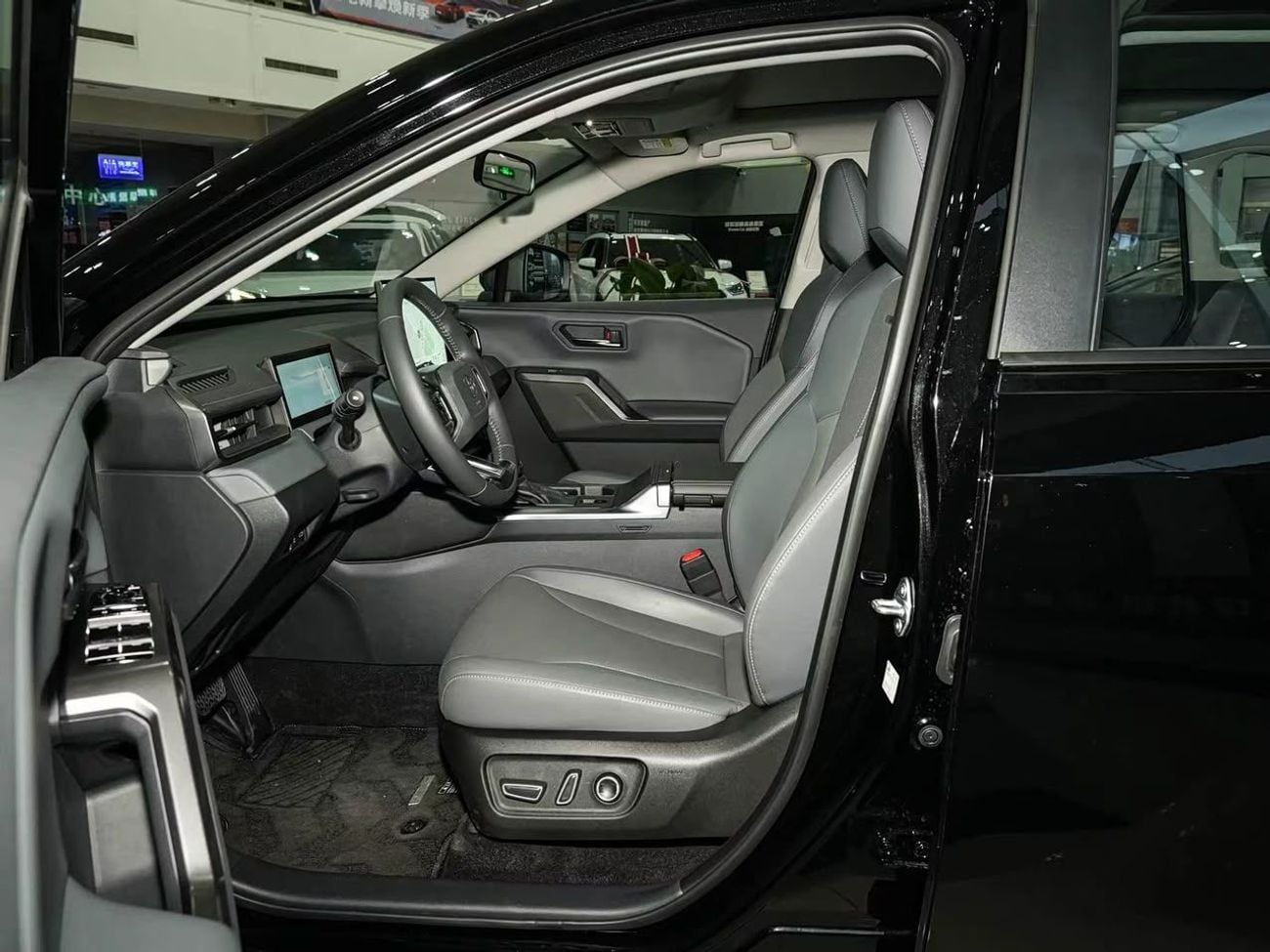 Toyota RAV4 Luxury Edition Export Price