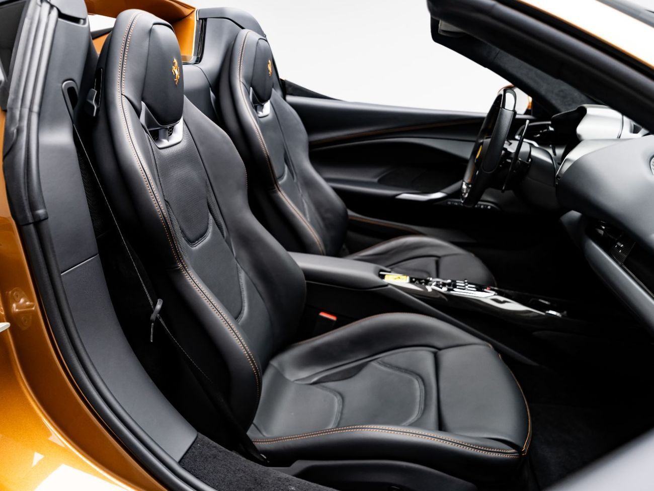 فيراري 296 GTS 2024 Ferrari 296 GTS, 2027 Ferrari Warranty + 2031 Ferrari Service Contract, Low KMs, GCC