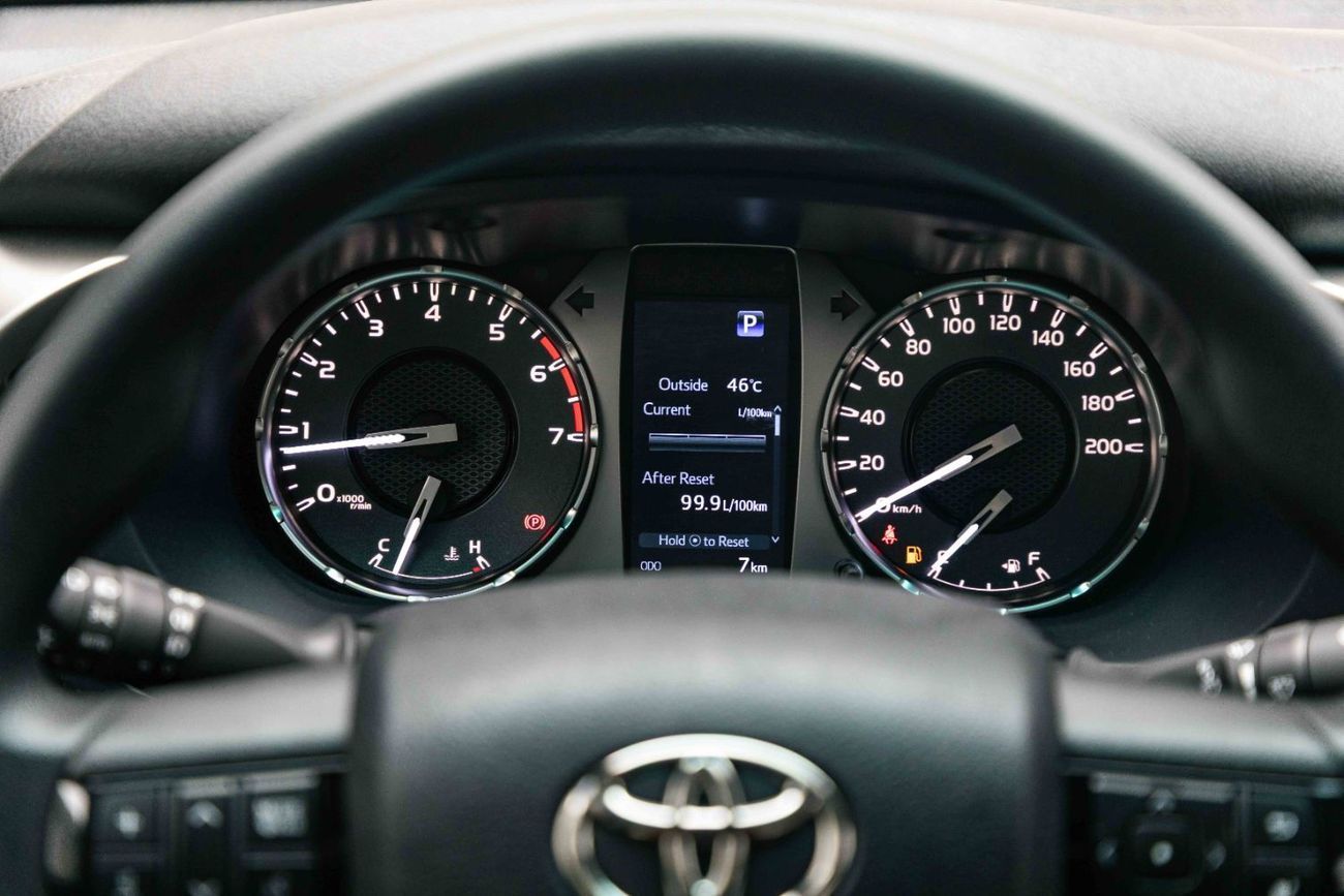 Toyota Hilux HI 2.7L - Platinum White Pearl Inside Maroon | Export Only