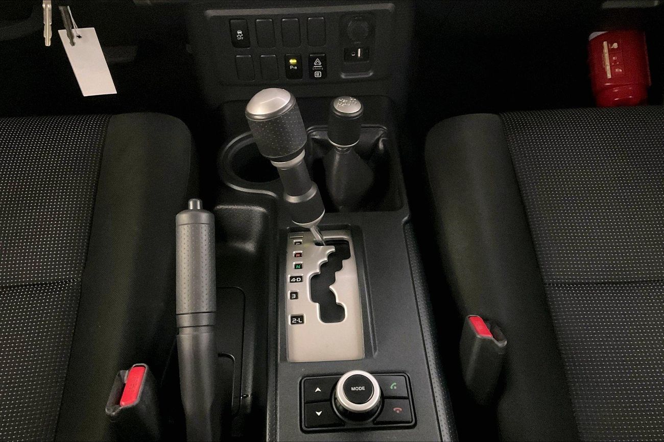 Toyota FJ Cruiser GXR | Guaranteed Warranty | 0 Down Payment