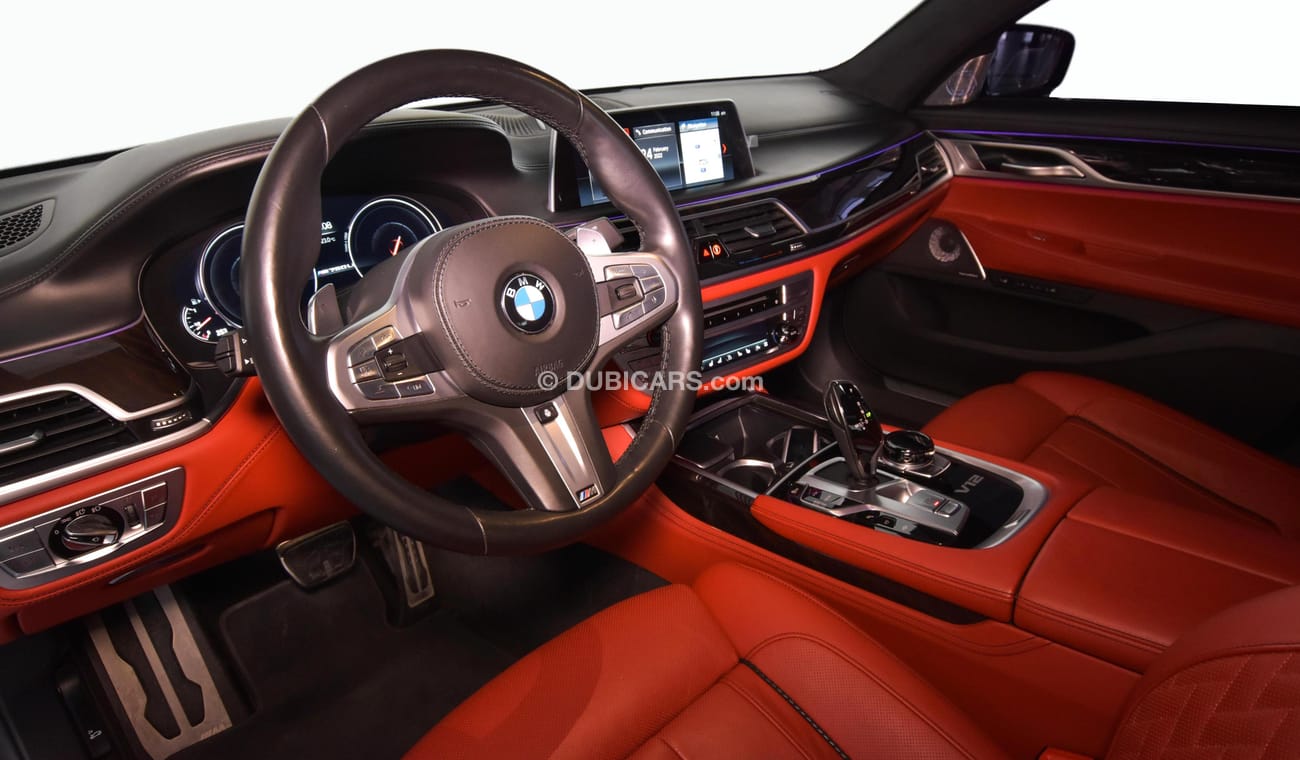 بي أم دبليو 760Li XDrive V12