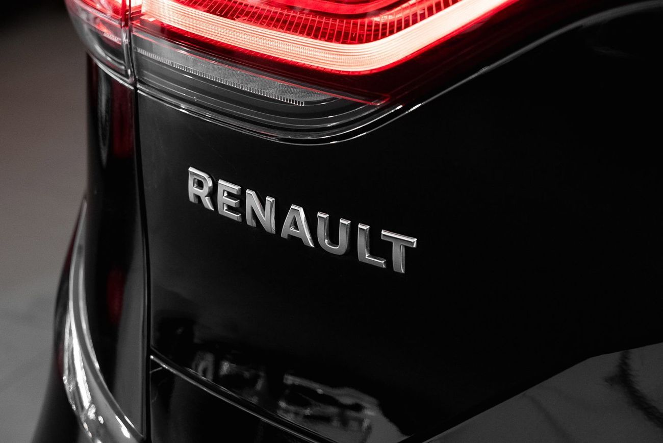 Renault Koleos 2.5L LE (4WD)