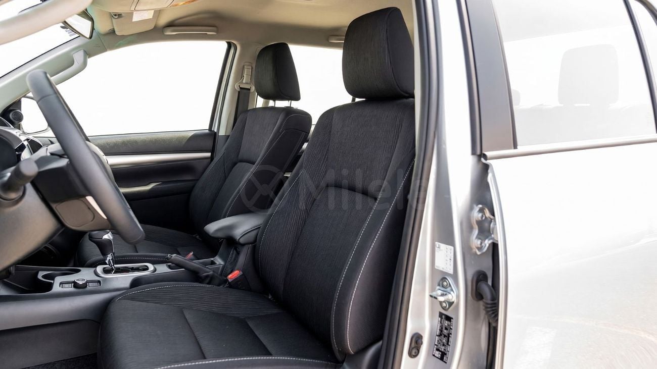 Toyota Hilux  HILUX DC 2.8 DIESEL MHEV AT 4WD | 2-YEAR WARRANTY + SERVICE AVAILABLE | IN-HOUSE FINANCING | 0% DOWN