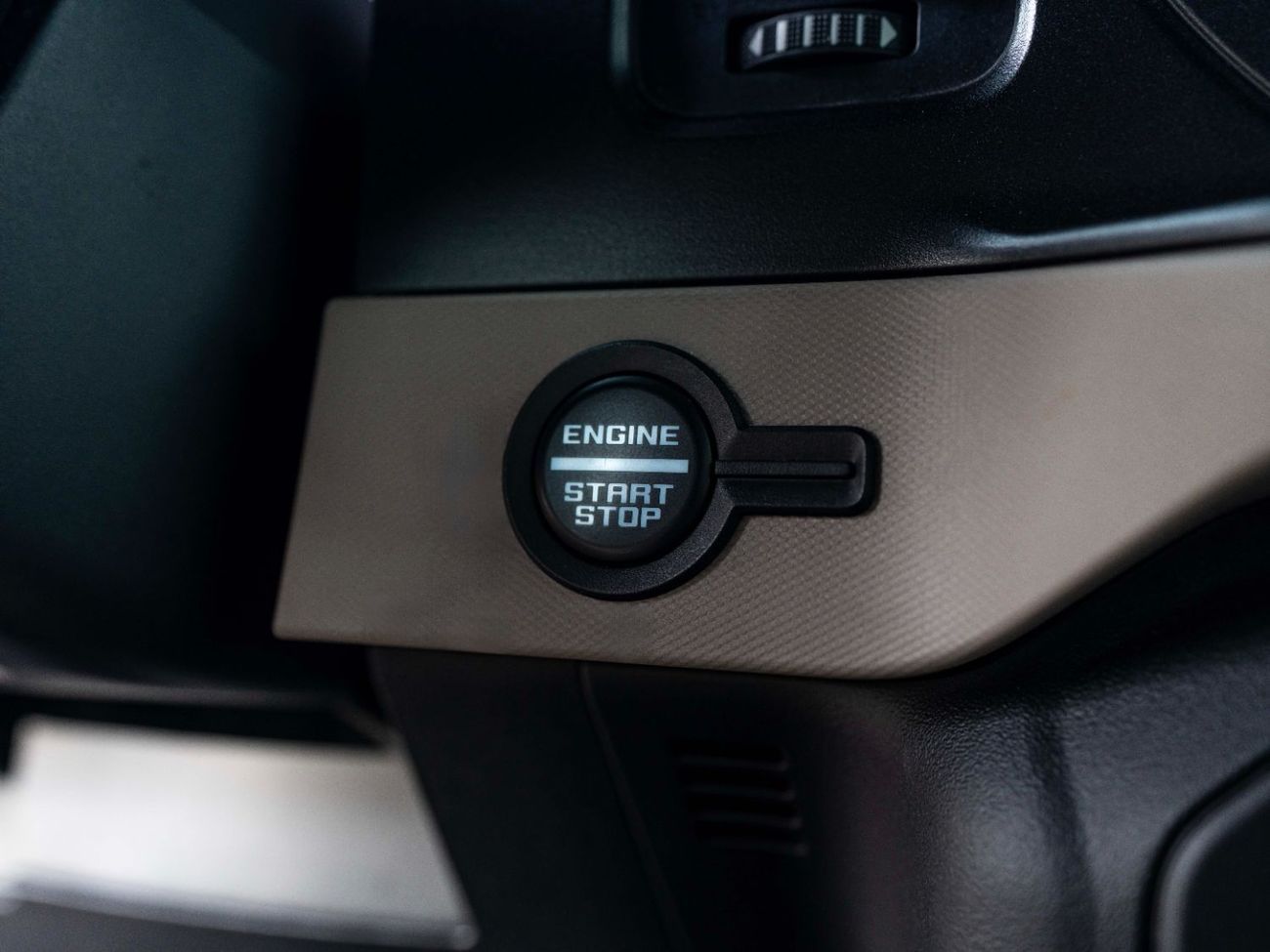 Ford Bronco Big Band 2.3L (5 Seater)