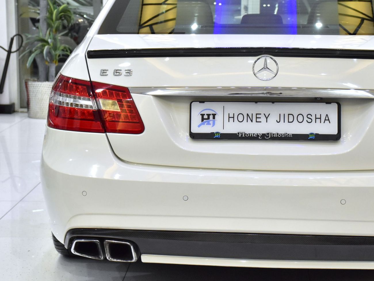 Mercedes-Benz E 63 AMG EXCELLENT DEAL for our Mercedes Benz E63 AMG ( 2011 Model ) in White Color GCC Specs