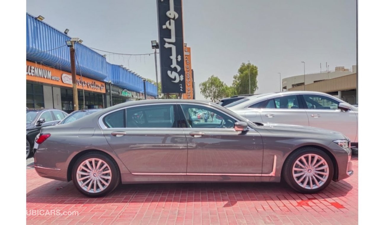 بي أم دبليو 730 LI Under Warranty 2021 GCC