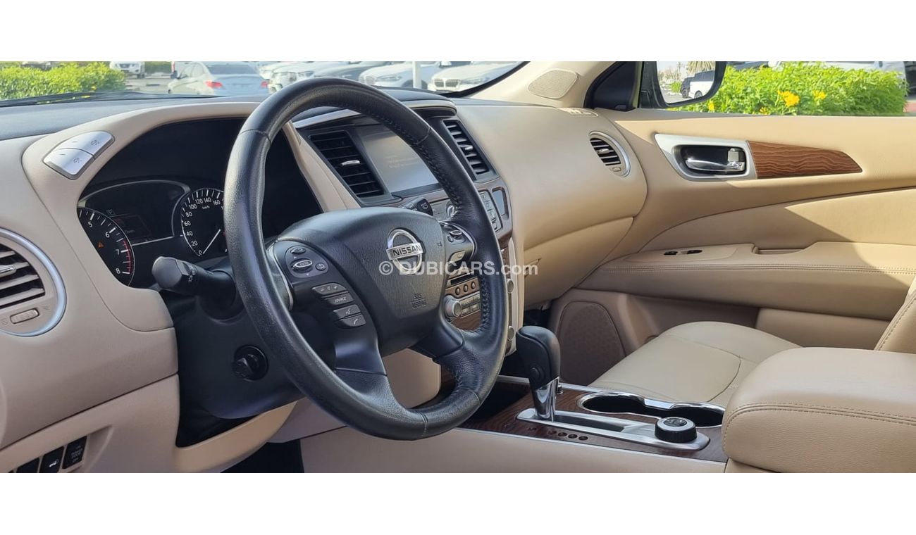 Nissan Pathfinder SL 4WD - 3.5L V6 - GREY -2019