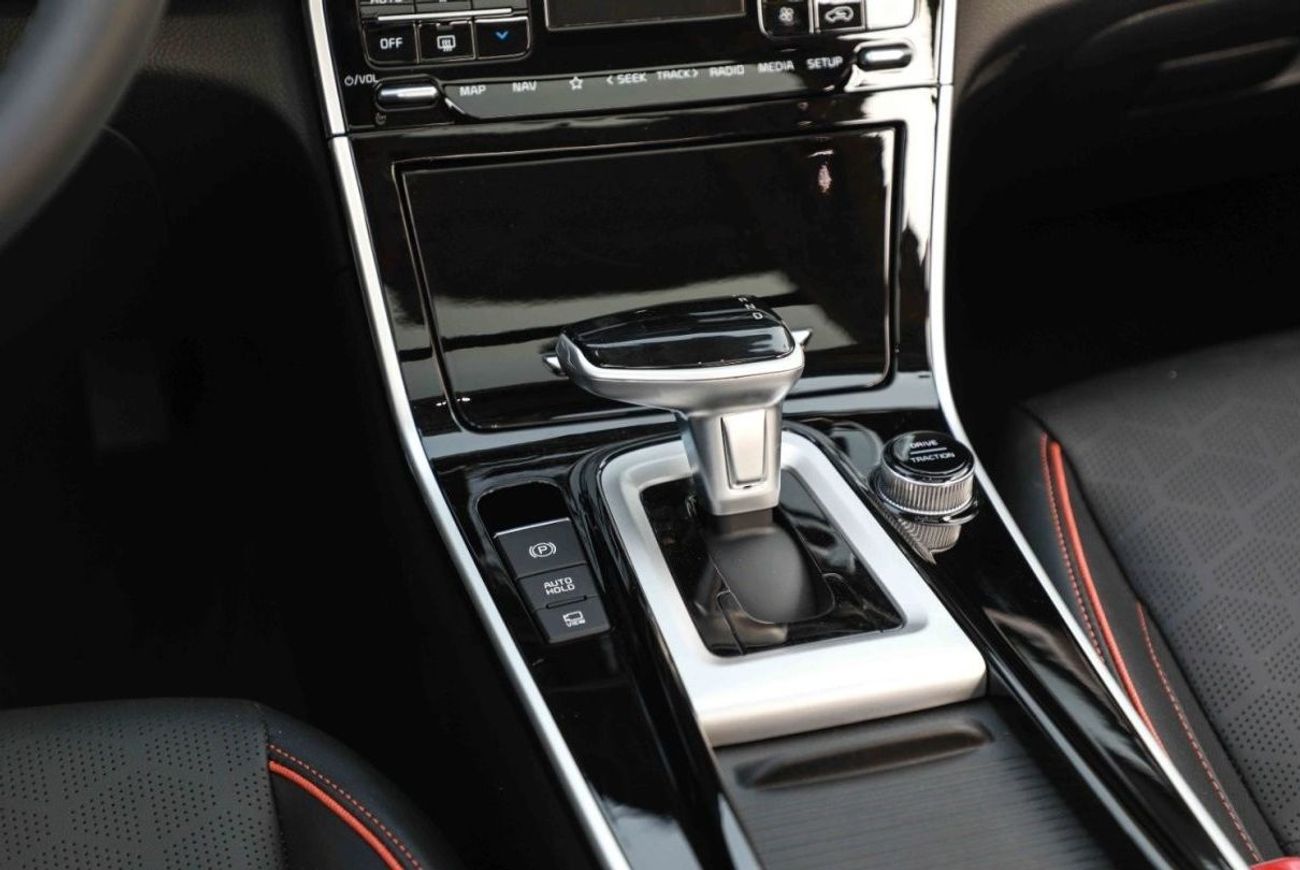 Kia Seltos 2024 KIA SELTOS 1.5 DELUXE - Black & white inside Black | Export Only