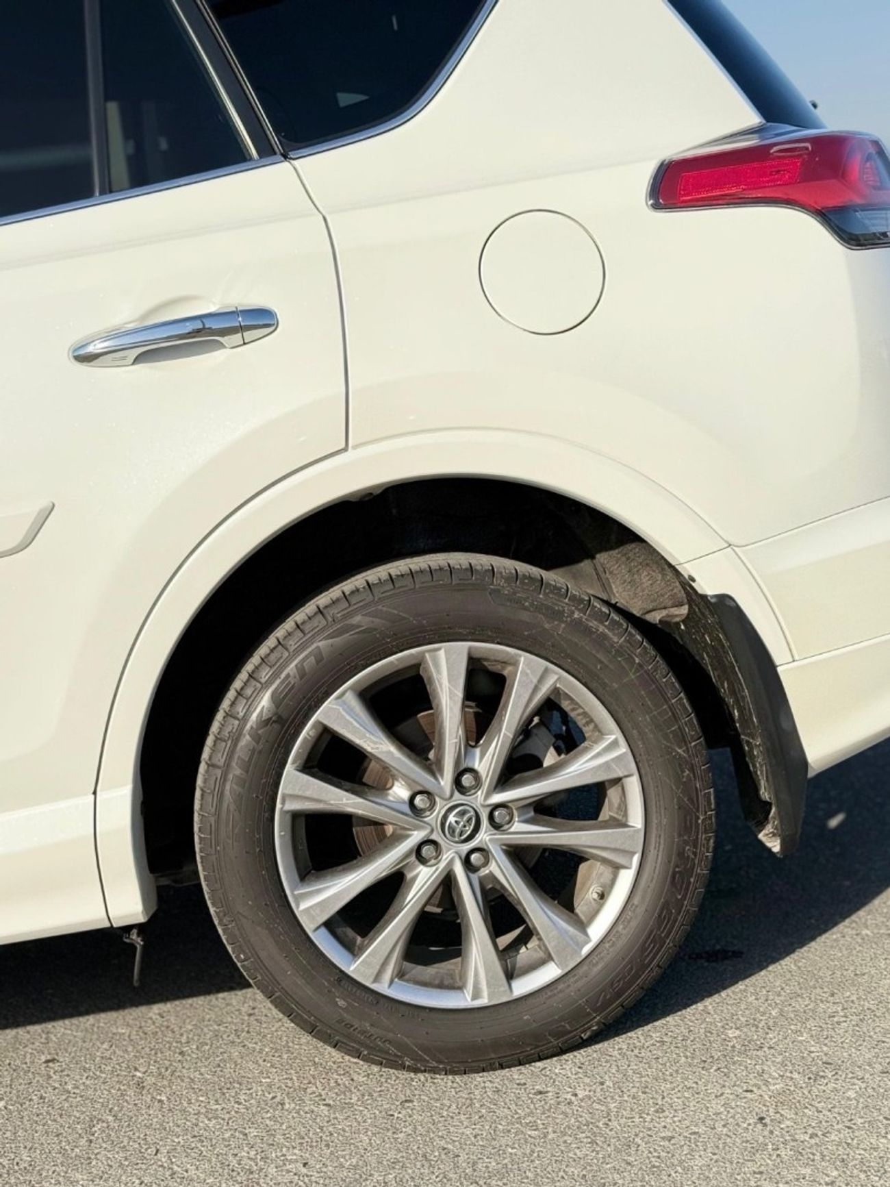 تويوتا راف ٤ TOYOTA RAV4 Platinum 2.5LFull Option