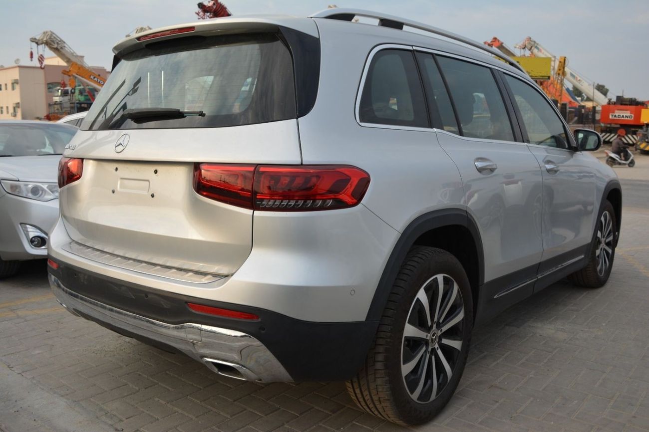 Mercedes-Benz GLB 200