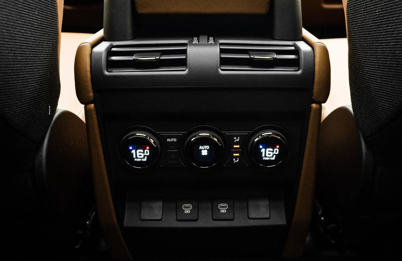 Land Rover Defender 4.4L V8 Twin-Turbo Mild Hybrid Engine